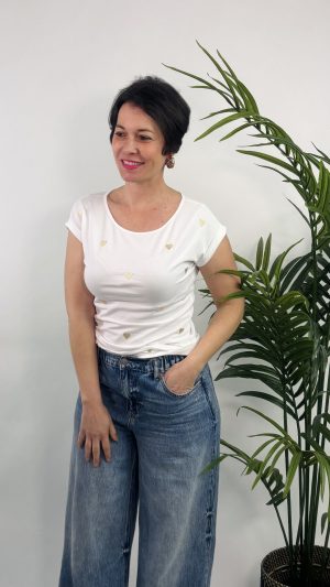 CAMISETA CORAZONES BORDADOS ROCIO BLANCO 33.99