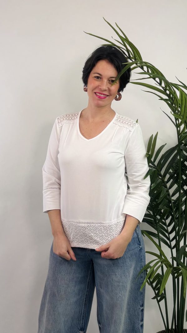 CAMISETA BLANCA PRIMAVERA STRATEGGA BLANCO