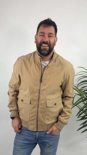 CAZADORA CORTA BOLSILLOS PLASTRON SURTRANSA BEIGE 69.99