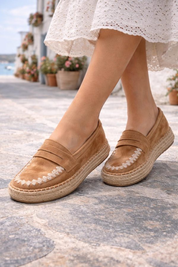 PARIS 02-03-2025 CAMEL